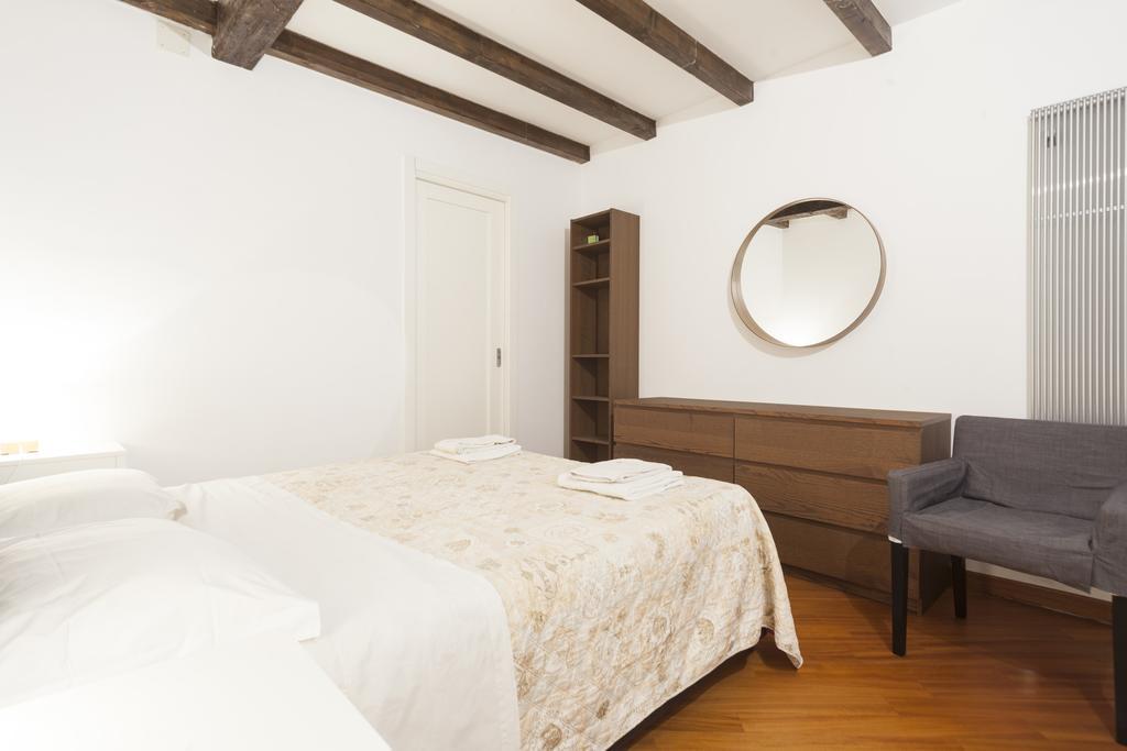 Ludovico De Varthema, Bologna Apartamento Exterior foto